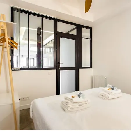 Apartment Comfortable 4br 10p Bastille Voltaire